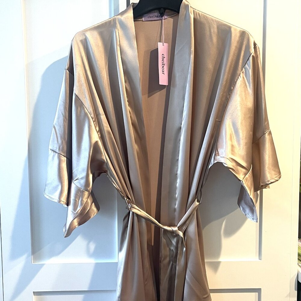 NEW Cheibear Satin Robe - Picture 2 of 4